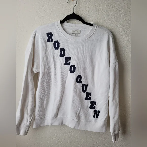 Lucky Brand applique Rodeo Queen light sweater | size s - Picture 3 of 7